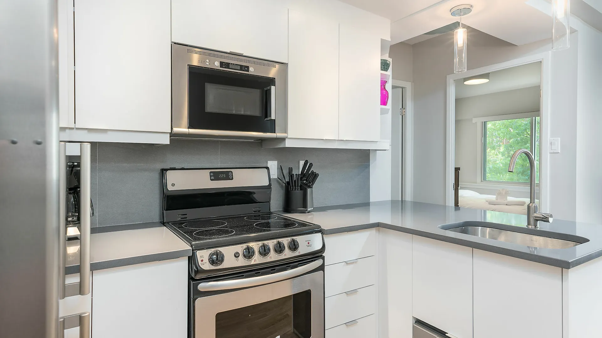 Modern 1Br In Milton Park By Sonder contacts